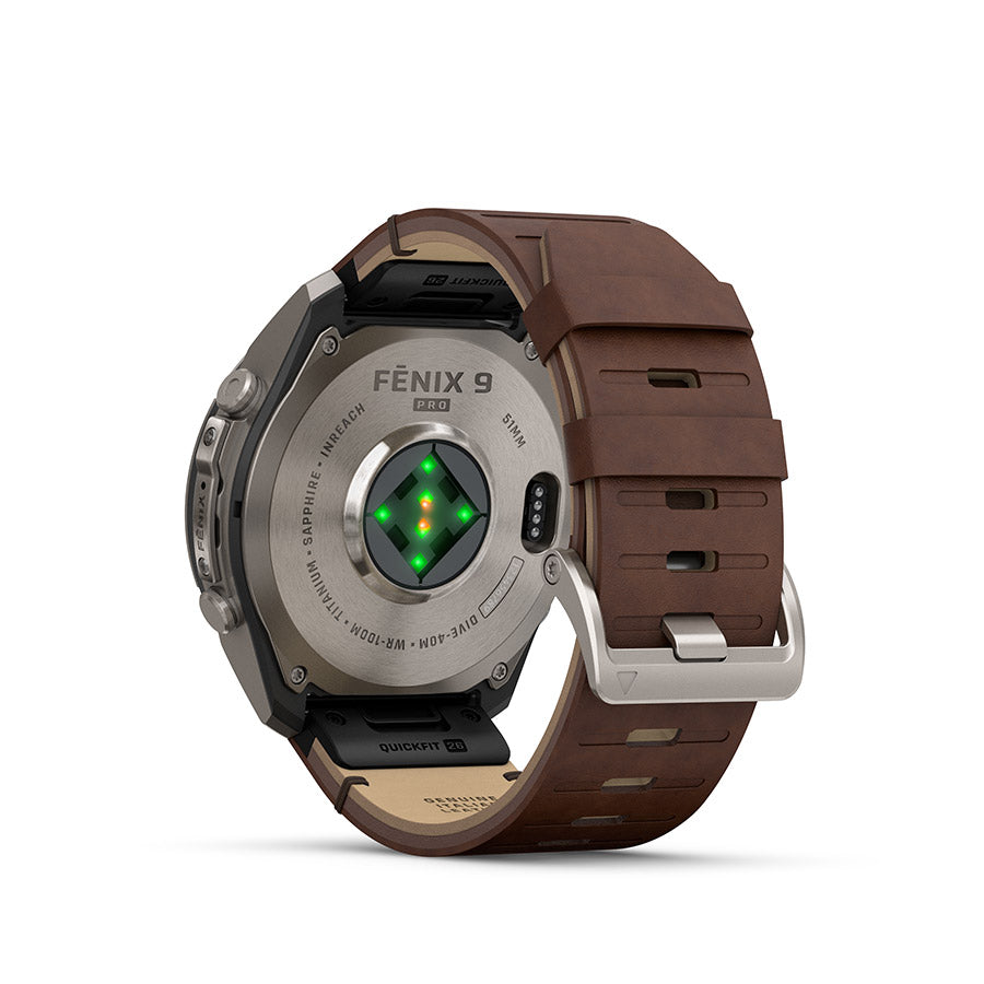 Garmin fenix 9 Pro inReach 51 mm, Titane / bracelet en cuir noyer, vue 3