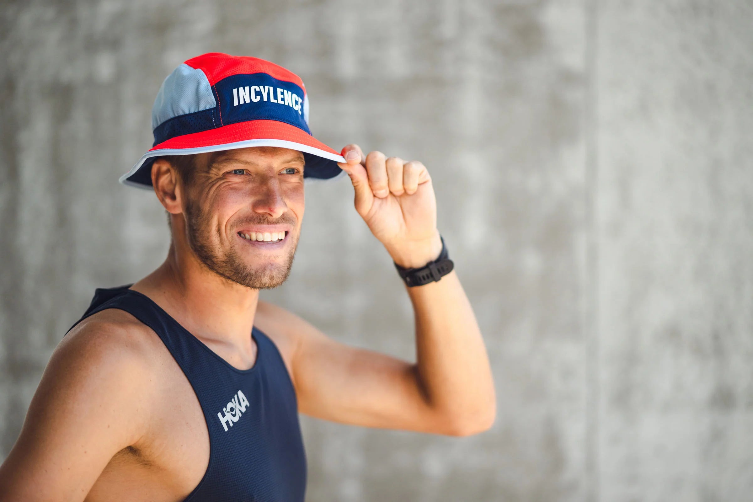 INCYLENCE BUCKET HAT MIDNIGHT BLAZE