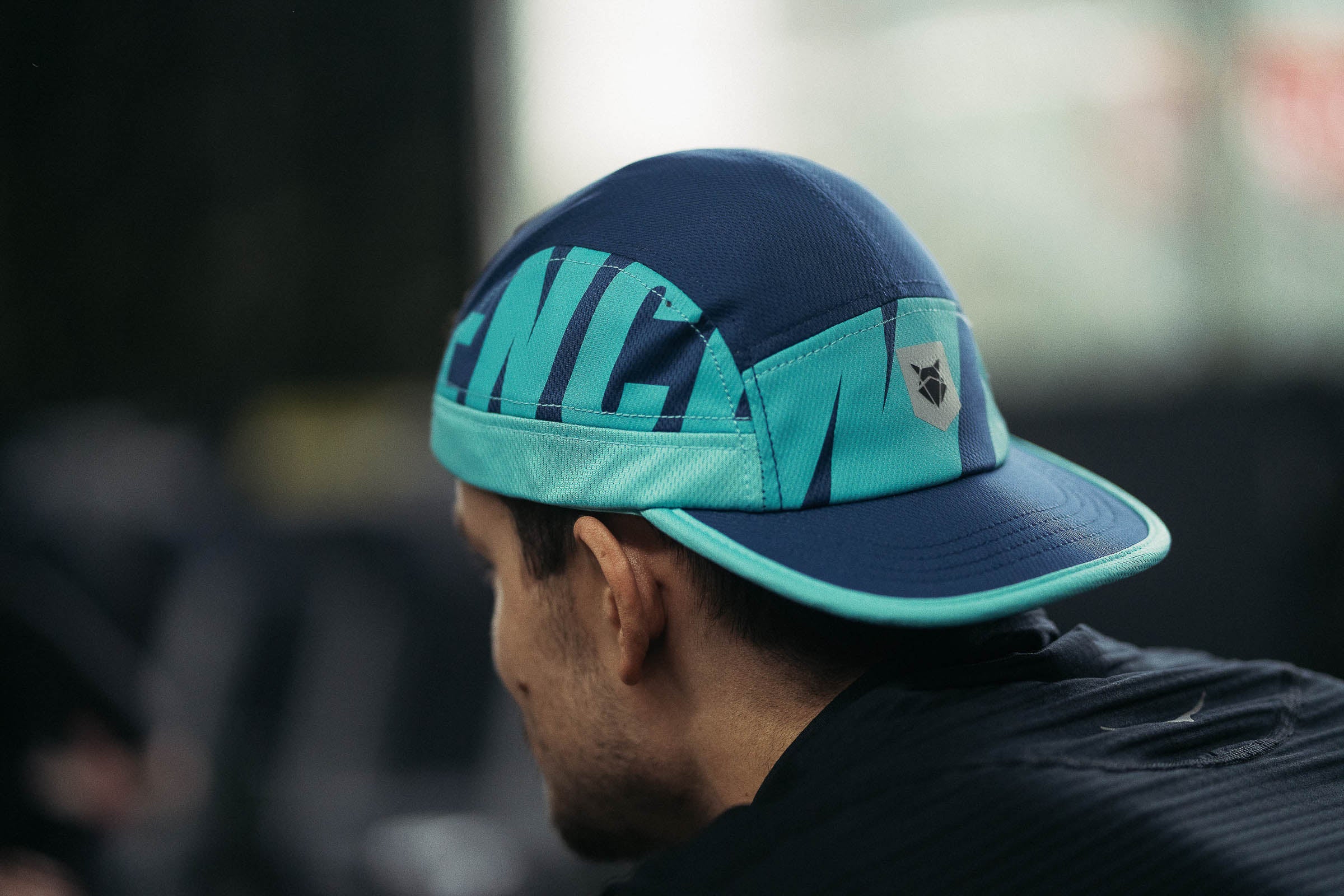 INCYLENCE RUNNING CAP COSMIC WAVE