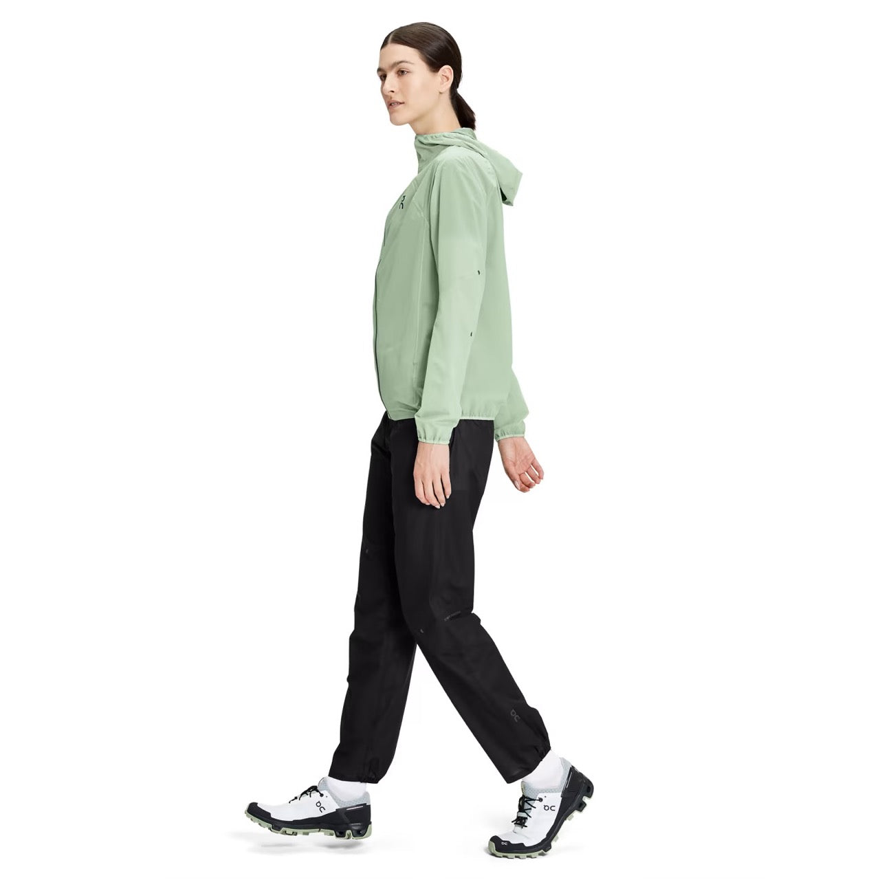 ON ULTRA JACKET F/W