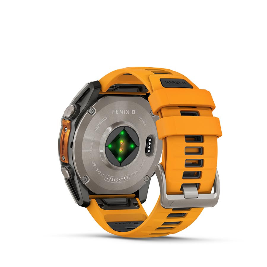 Garmin fenix 8 AMOLED Sapphire 51mm, Titane, vue 5