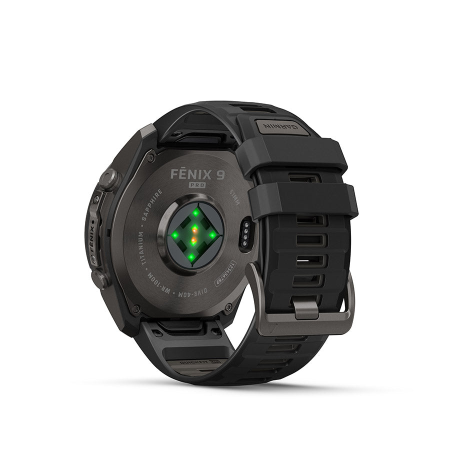 Garmin fenix 9 Pro 51 mm, Noir / bracelet en silicone noir et gris galet, vue 3
