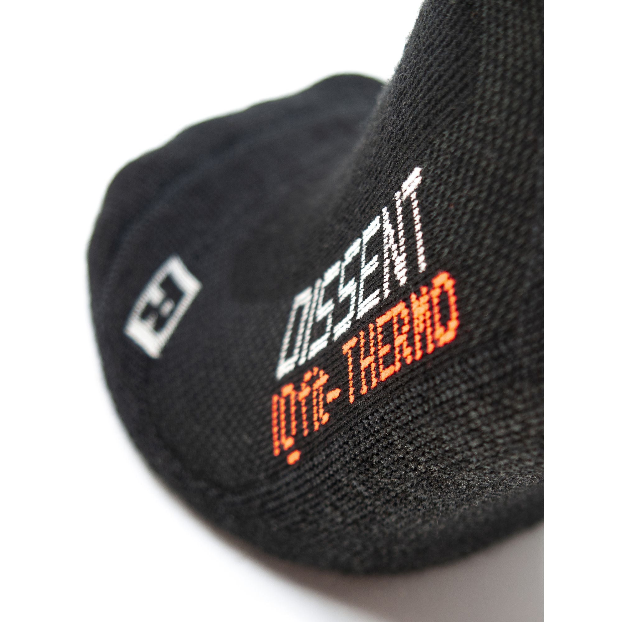 DISSENT IQ FIT THERMO