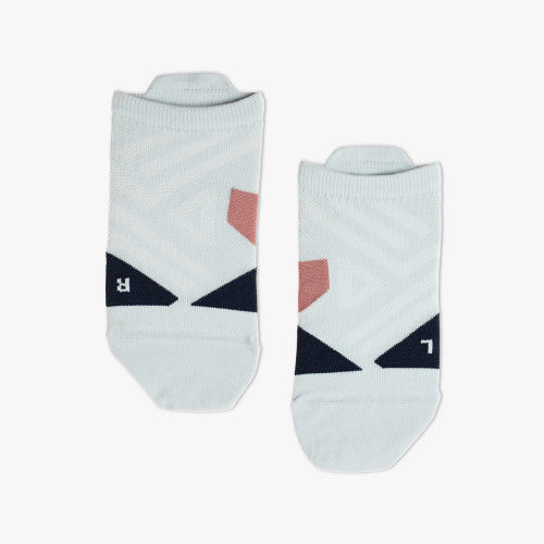 ON PERFORMANCE LOW SOCK F/W